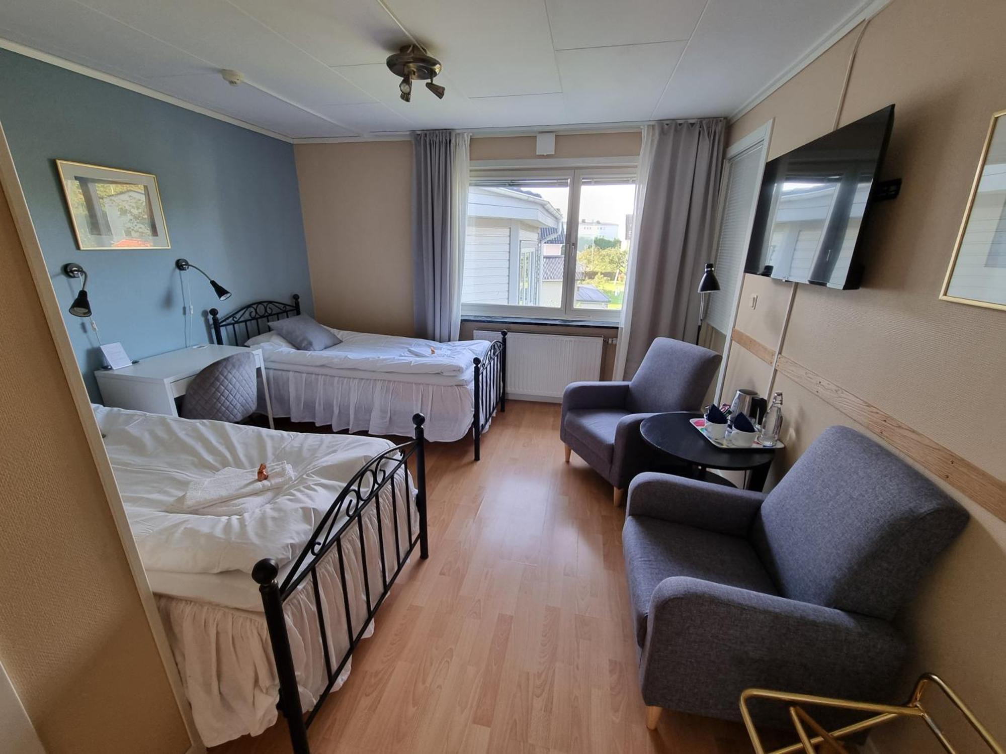 Hotell Zlafen Bed And Breakfast Karlskoga Bagian luar foto